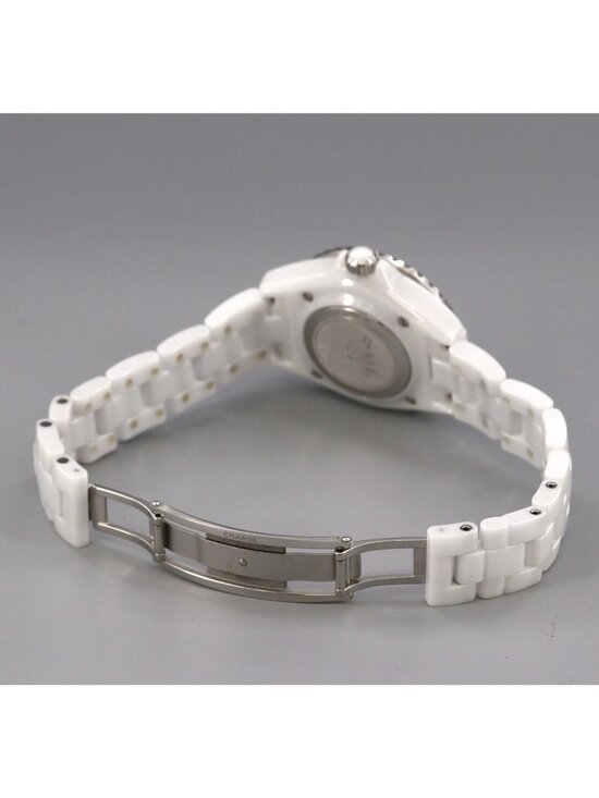Chanel 33 Ceramic Quartz Watch main image 7
